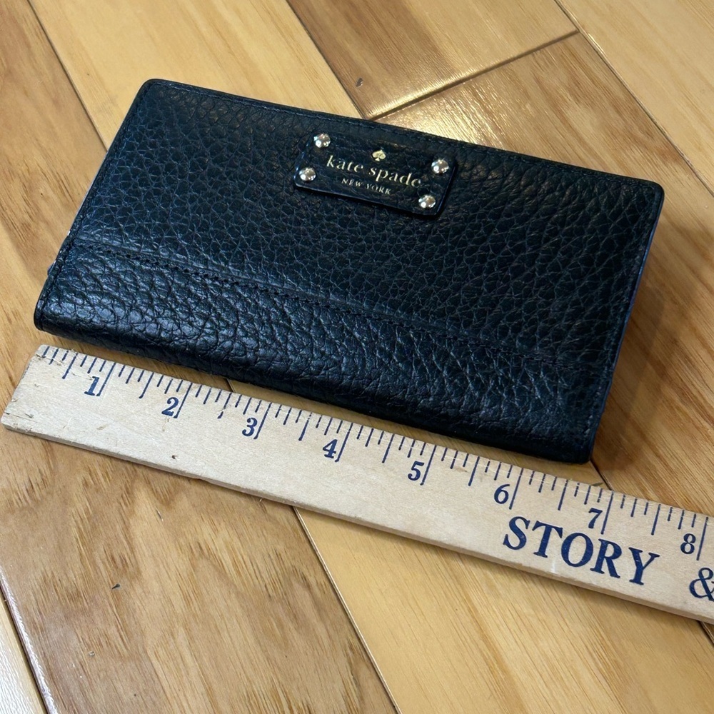 Kate Spade Bay Street Stacy Black Leather Wallet - Picture 10 of 11
